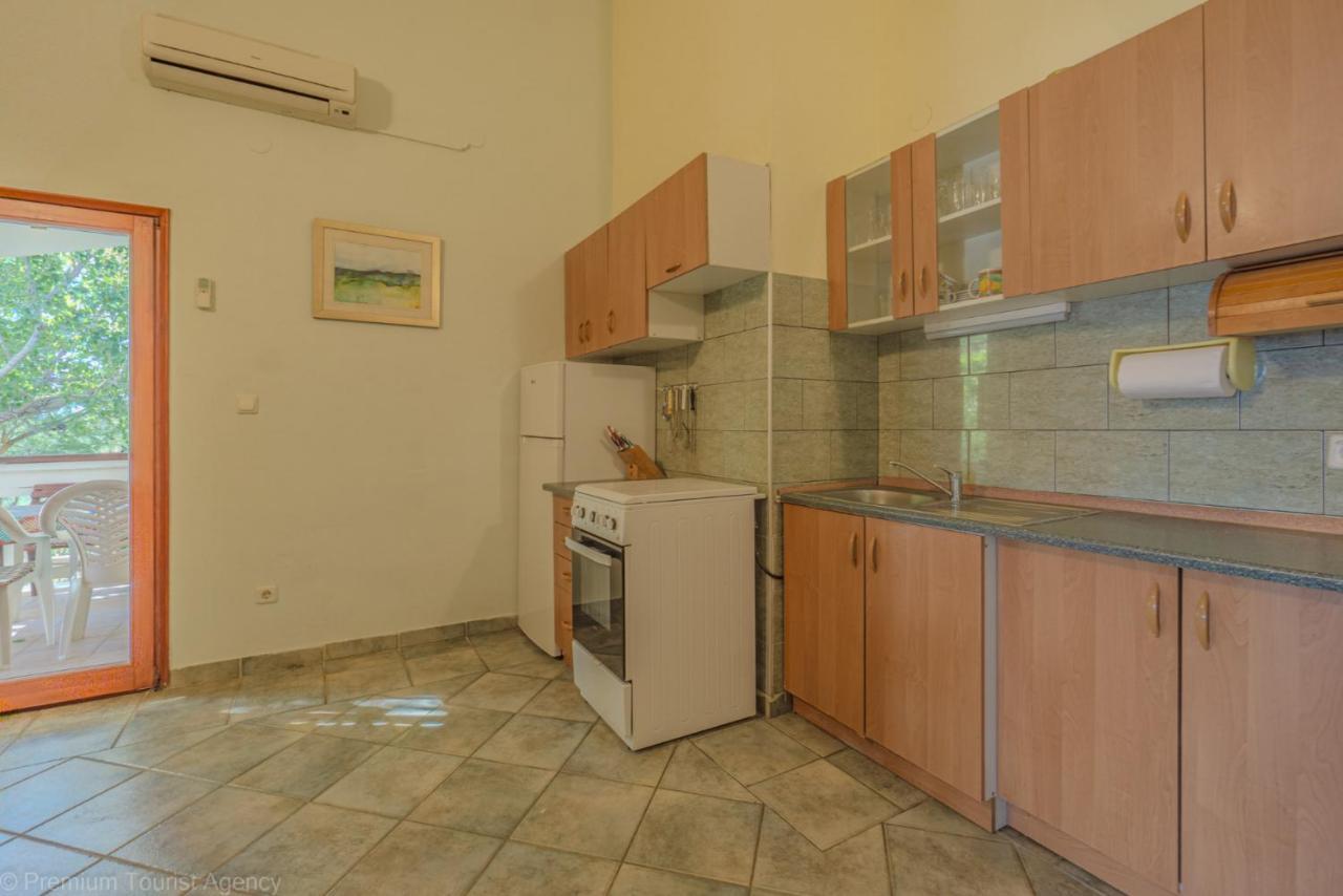 Zdenko Apartment Metajna Exterior photo